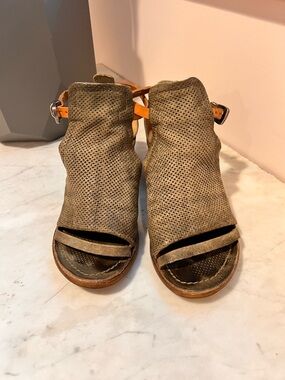 AS 98 Sage Green Sandals size 38